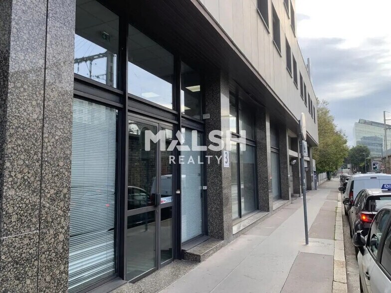 Local commercial dans Lyon à louer - Photo de l’immeuble – Image 1 sur 14