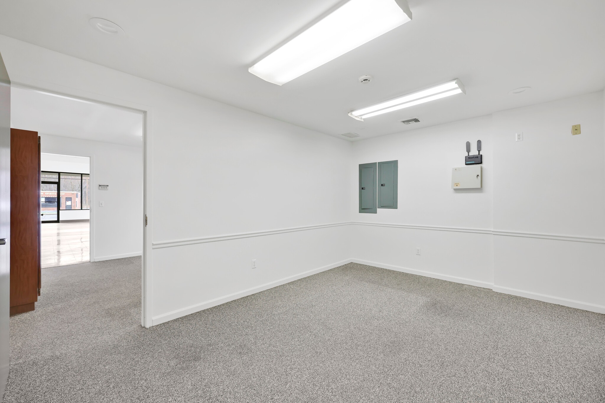 179 Main St, Monroe, CT à louer Photo intérieure– Image 1 sur 4