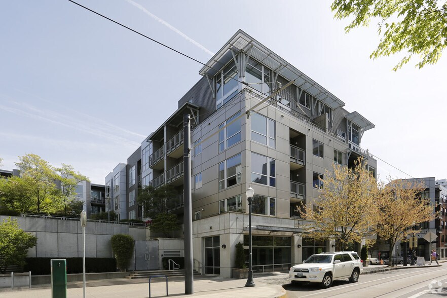 1125-1135 NW 9th Ave, Portland, OR à louer - Photo de l’immeuble – Image 2 sur 3