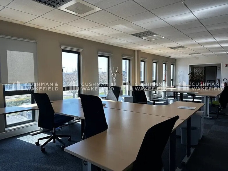 Bureau dans Schiltigheim à louer - Photo intérieure – Image 3 sur 11