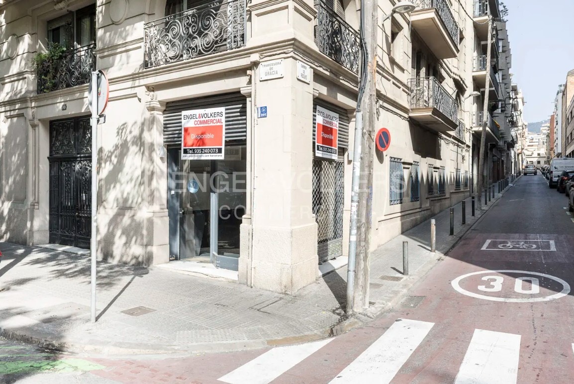 Local commercial dans Barcelone, Barcelona à louer Photo intérieure– Image 1 sur 7