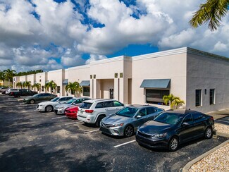 Plus de détails pour 1455 Rail Head Blvd, Naples, FL - Industriel/Logistique à louer