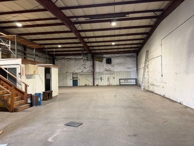 1238 E Beamer St, Woodland, CA à louer - Photo intérieure – Image 3 sur 8