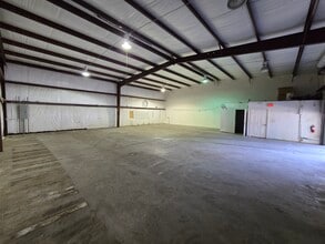 1155 NE 17th Rd, Ocala, FL à louer Photo intérieure– Image 2 sur 4