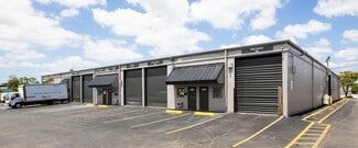Plus de détails pour 3501-3531 NW 19th St, Fort Lauderdale, FL - Local commercial, Industriel/Logistique à louer