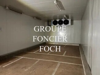 Plus de détails pour Local d'activités à louer