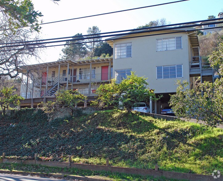 129 Woodland Ave, San Rafael, CA à vendre - Photo principale – Image 1 sur 5