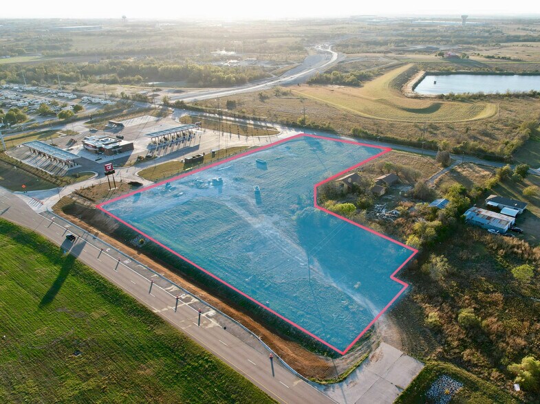 NWC of IH-35 and Hart Road, Temple, TX à vendre - Photo principale – Image 1 sur 3