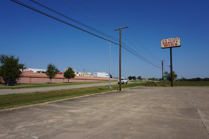 804 Shannon Rd E, Sulphur Springs, TX à vendre - Photo de l’immeuble – Image 3 sur 18