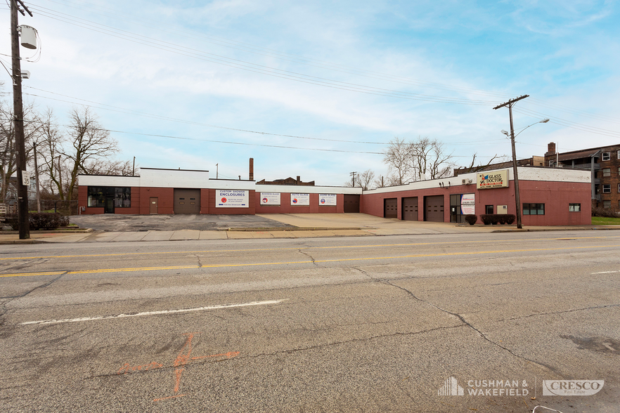 7210 Carnegie Ave, Cleveland, OH à louer - Photo principale – Image 3 sur 8