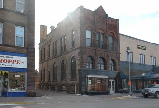 Plus de détails pour 212-214 Main St W, Ashland, WI - Local commercial à louer