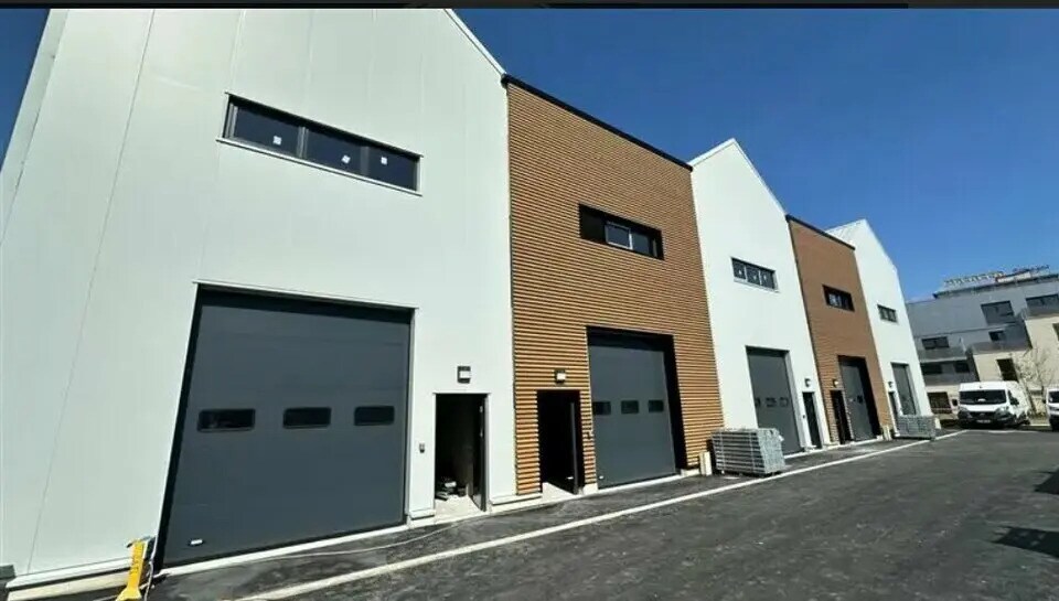 Industriel/Logistique dans Bagnolet à louer - Photo de l’immeuble – Image 1 sur 4