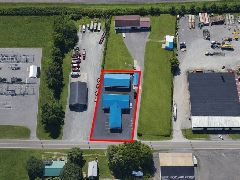 2338 Broad St, Frankfort, NY à vendre - Photo principale – Image 1 sur 21