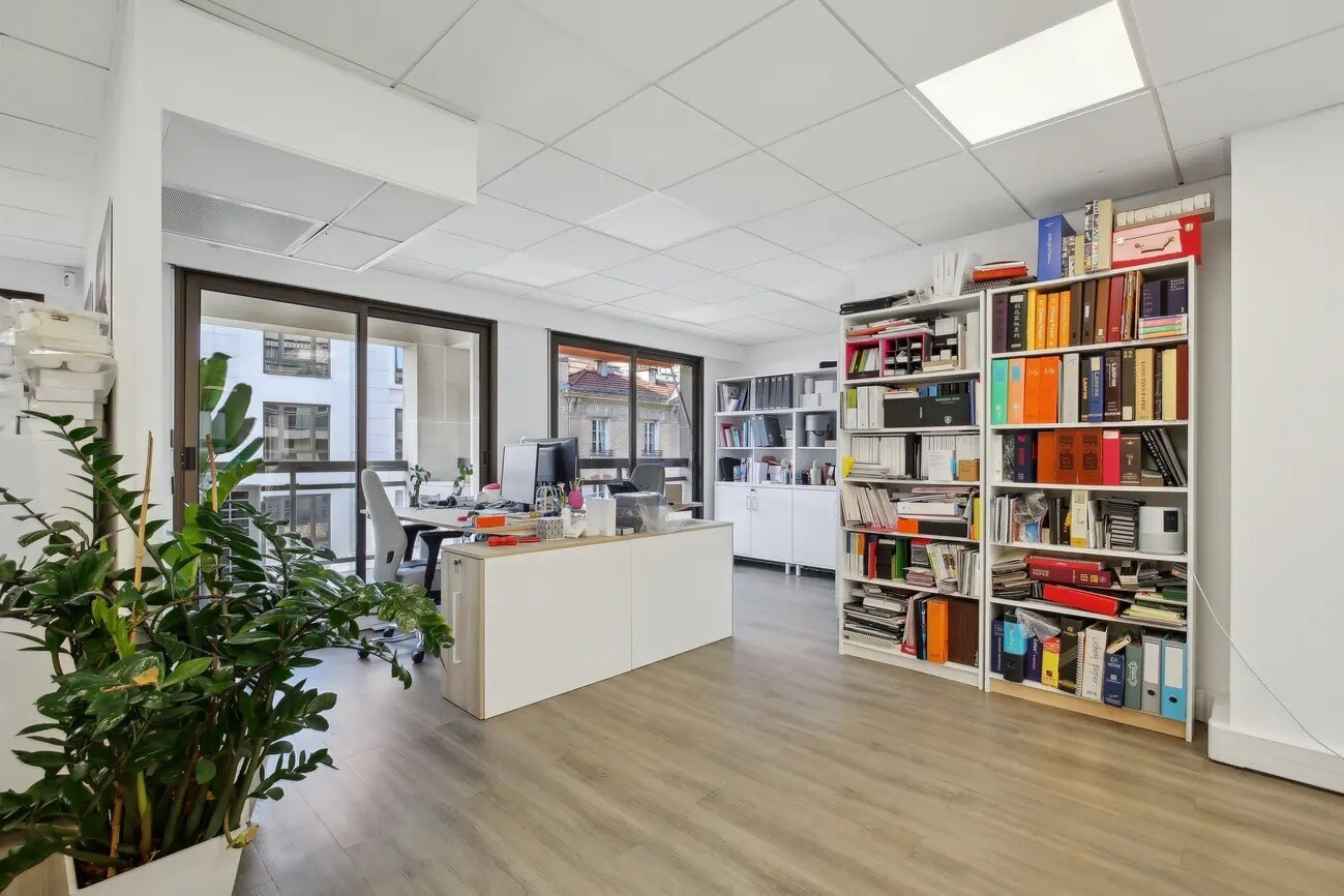 Neuilly-sur-Seine, HDS 92200 -  -  - Photo intérieure - Image 1 of 8