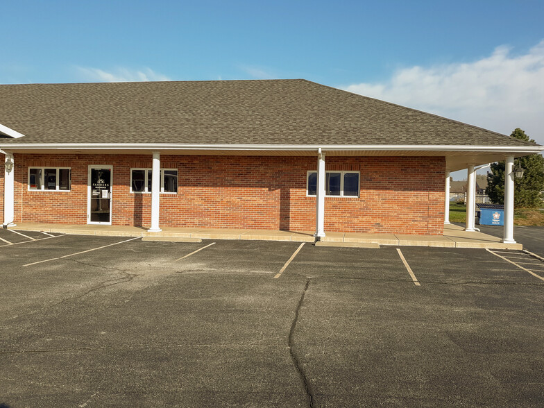 2925 S Meadowbrook Rd, Springfield, IL à louer - Photo de l’immeuble – Image 3 sur 16