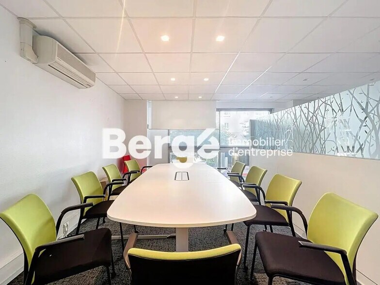 Bureau dans Nice à vendre - Photo de l’immeuble – Image 2 sur 9