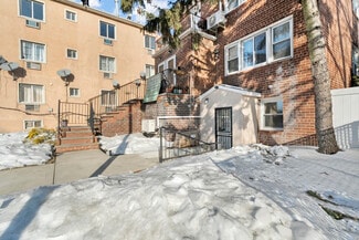 Plus de détails pour 15009 89th St, Howard Beach, NY - Bureau à louer