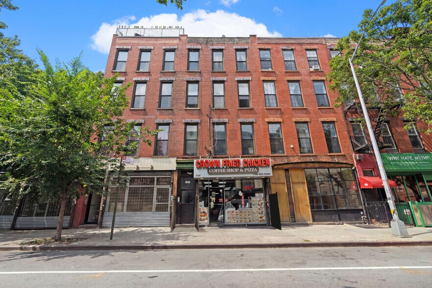 308 Tompkins Ave, Brooklyn, NY à vendre - Photo de l’immeuble – Image 3 sur 17