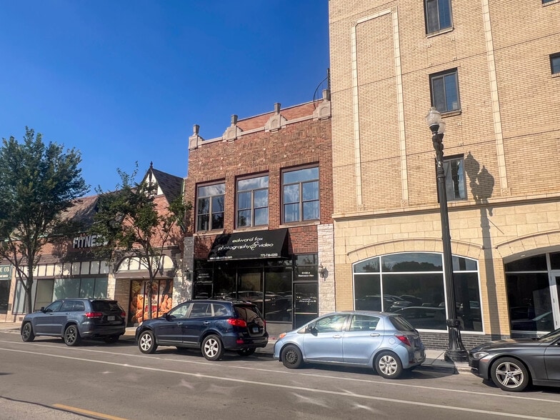 6133 N Northwest Hwy, Chicago, IL à louer - Photo de l’immeuble – Image 3 sur 3