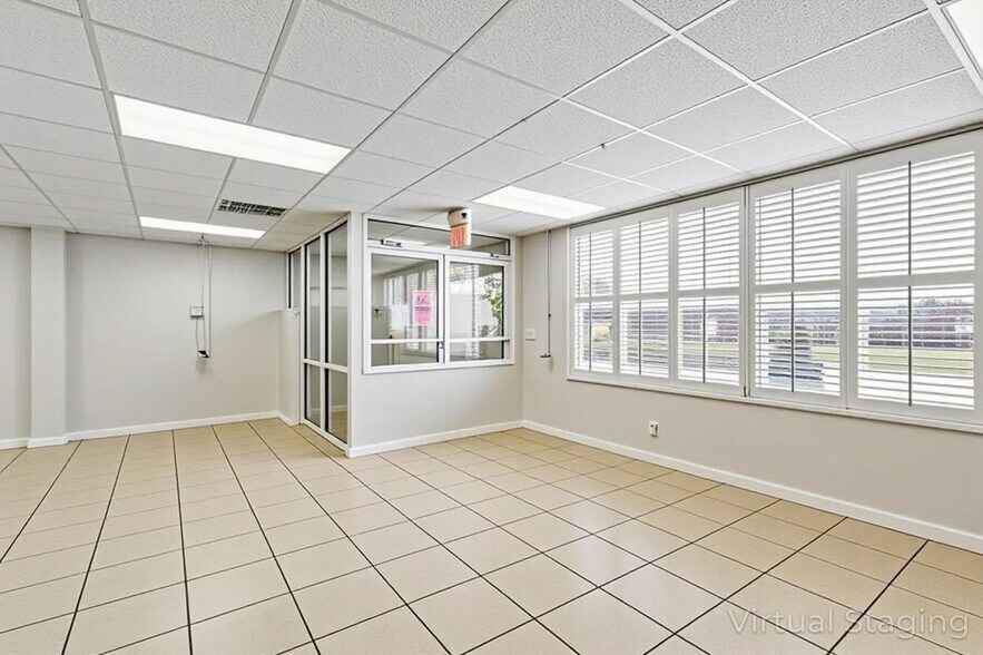 2380 Riverside Dr, Danville, VA à vendre - Photo de l’immeuble – Image 2 sur 15