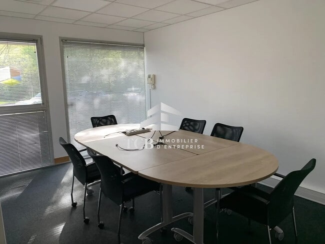 Plus de détails pour Bureau à vendre