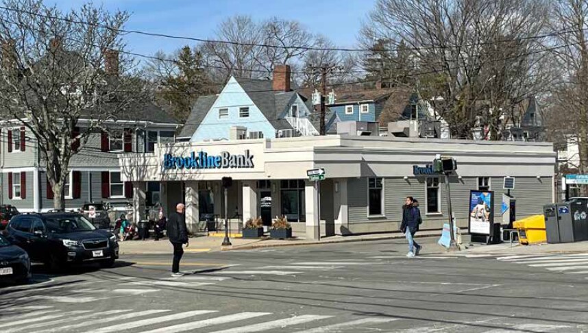 1156 Walnut St, Newton, MA à louer - Photo de l’immeuble – Image 1 sur 1