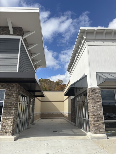 23 Maxwell Ln, Dahlonega, GA à louer - Photo de l’immeuble – Image 3 sur 8