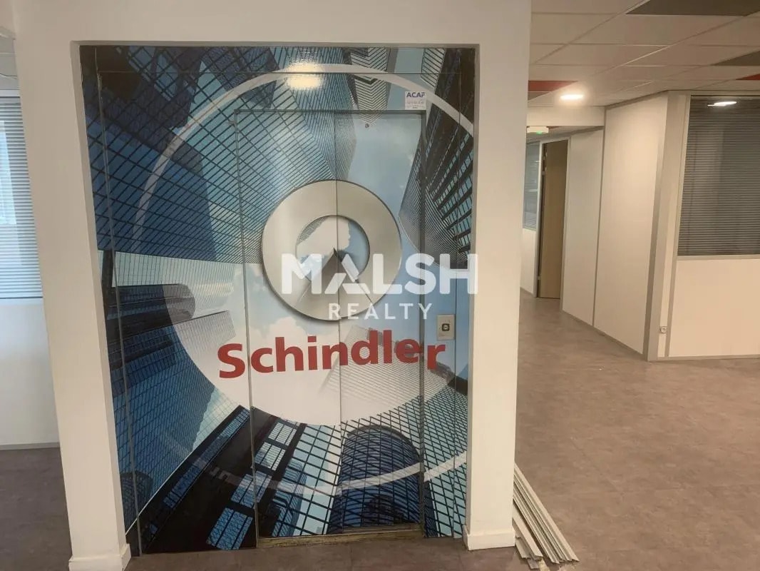 Bureau dans Chassieu à louer Photo intérieure– Image 1 sur 11