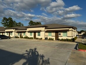 17134 N Eldridge Pkwy, Tomball, TX à louer Photo de l’immeuble– Image 2 sur 11