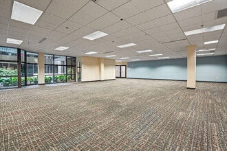 200 E Campus View Blvd, Columbus, OH à louer Photo intérieure– Image 2 sur 2