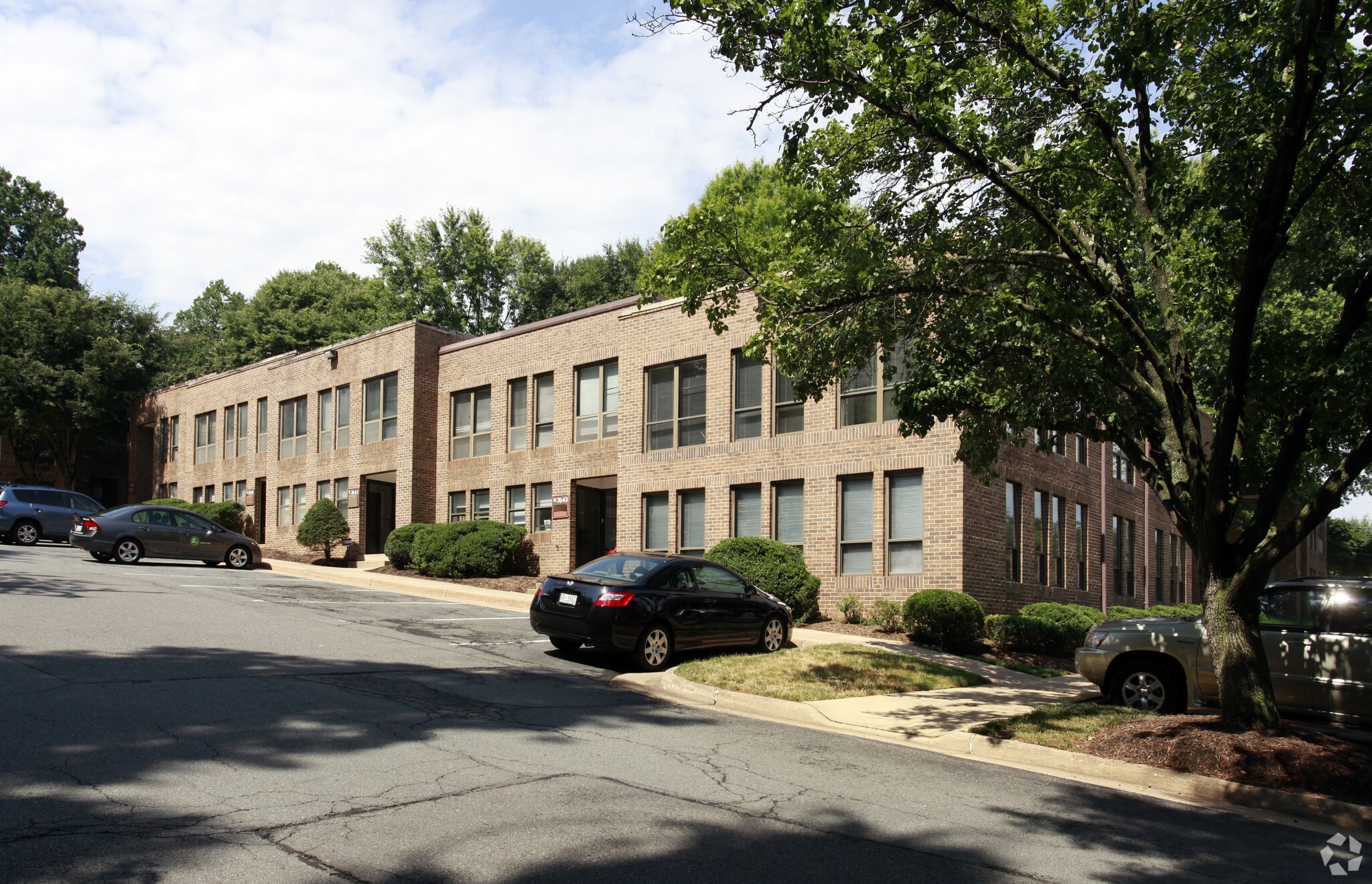 7637-7645 Leesburg Pike, Falls Church, VA à vendre Photo principale– Image 1 sur 16