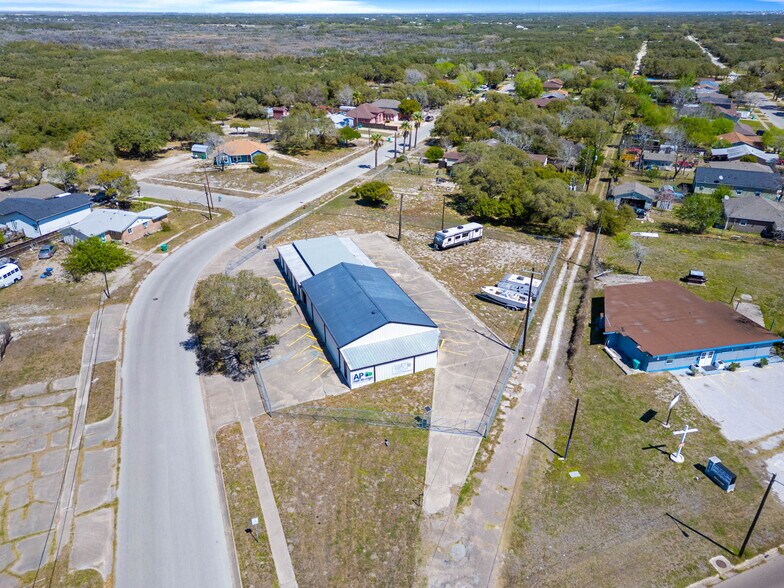 530 W Cleveland Blvd, Aransas Pass, TX à vendre - Photo de l’immeuble – Image 3 sur 22