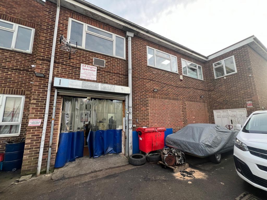 600 Central Way, Feltham à louer Photo de l’immeuble– Image 1 sur 14