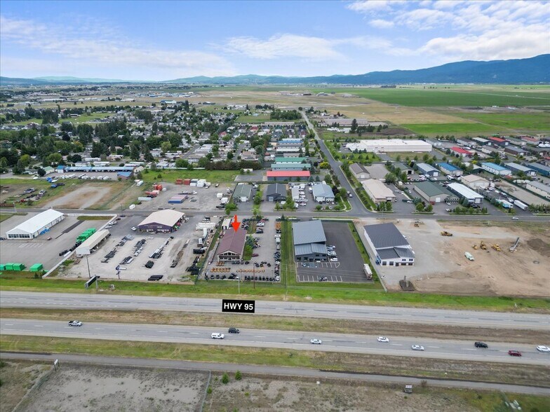 11494 N Warren St, Hayden, ID à vendre - Photo de l’immeuble – Image 2 sur 32