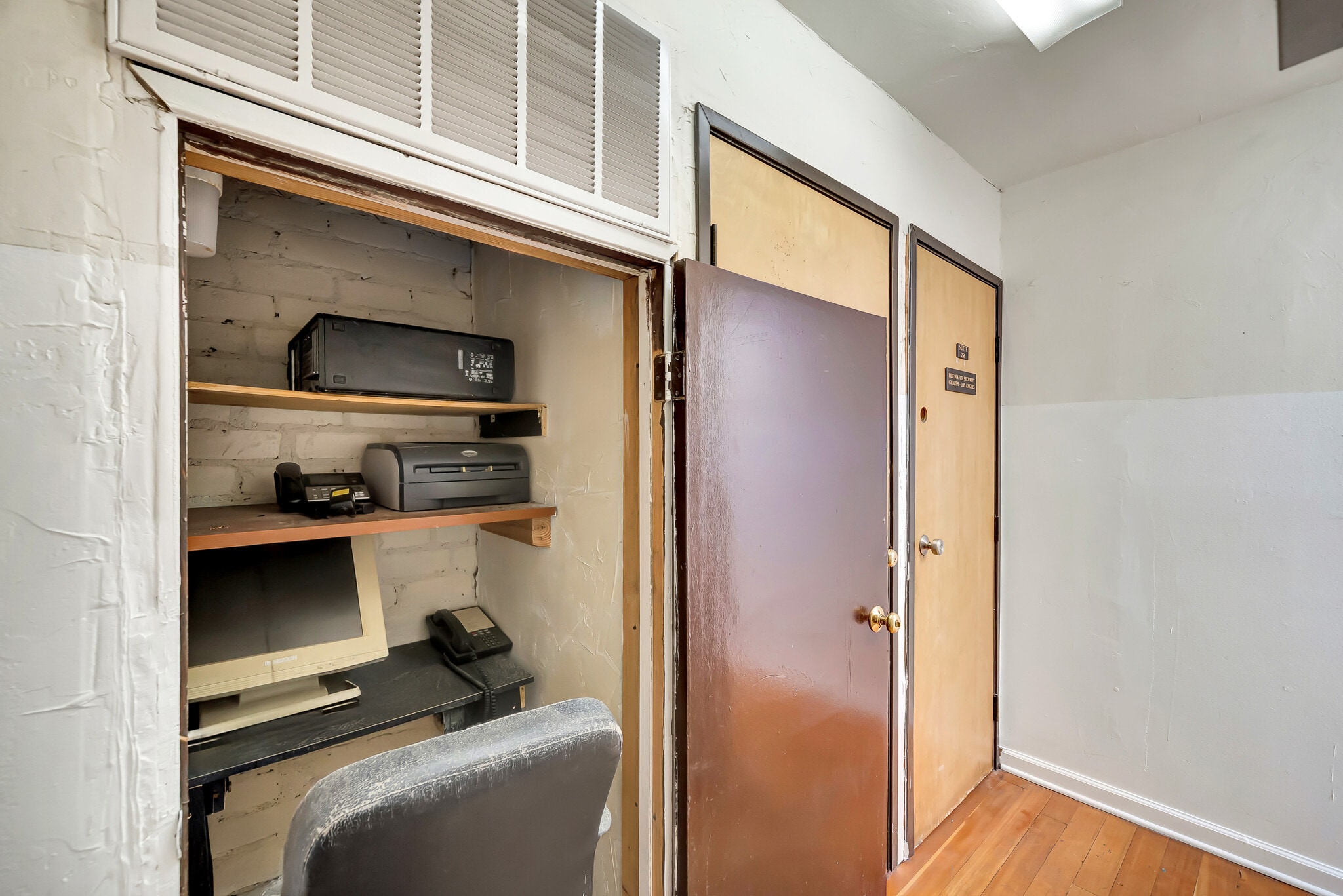 6358-6360 Van Nuys Blvd, Van Nuys, CA à louer Photo intérieure– Image 1 sur 2