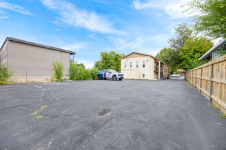 2910 N Arcadia St, Colorado Springs, CO à louer Photo intérieure– Image 2 sur 18