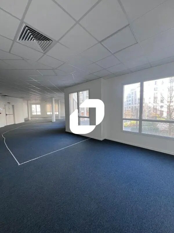 Bureau dans Chessy à vendre Photo intérieure– Image 1 sur 9