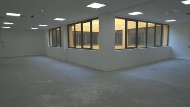 756 Avenue Emile Bodin, La Ciotat à louer Photo intérieure– Image 2 sur 3