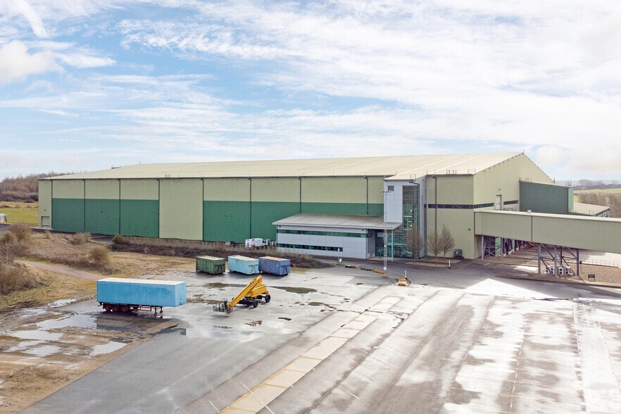 East Midland Distribution Hub portefeuille de 3 biens à vendre sur LoopNet.fr - Photo principale – Image 1 sur 3