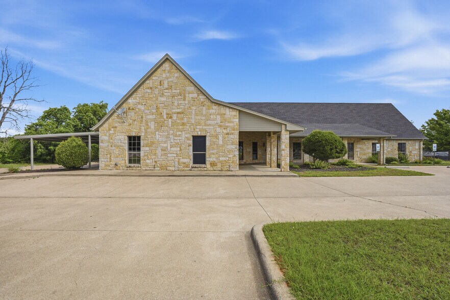 914 Foster Ln, Weatherford, TX à louer - Photo de l’immeuble – Image 3 sur 16