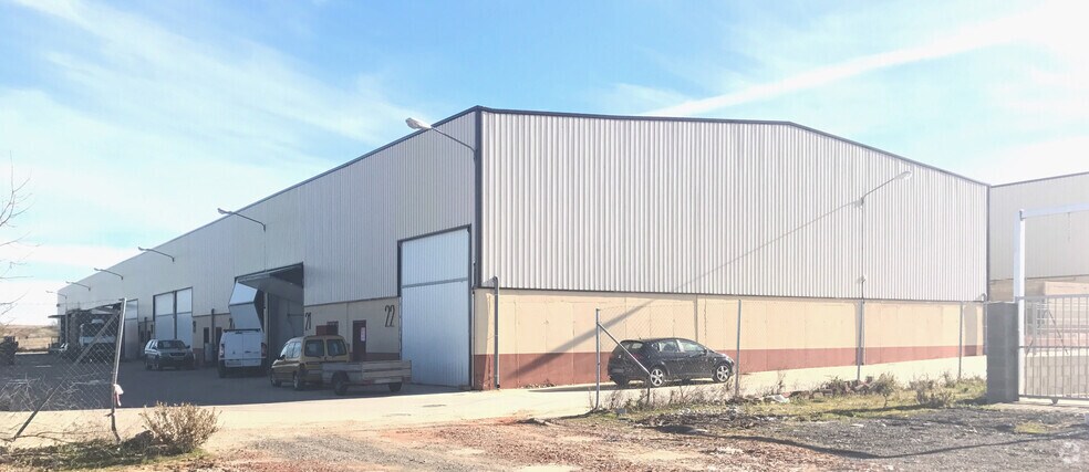 Industriel/Logistique dans Santorcaz, Madrid à vendre - Photo de l’immeuble – Image 2 sur 2