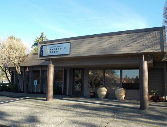 1632 116th Ave NE, Bellevue, WA à louer - Photo principale – Image 1 sur 6