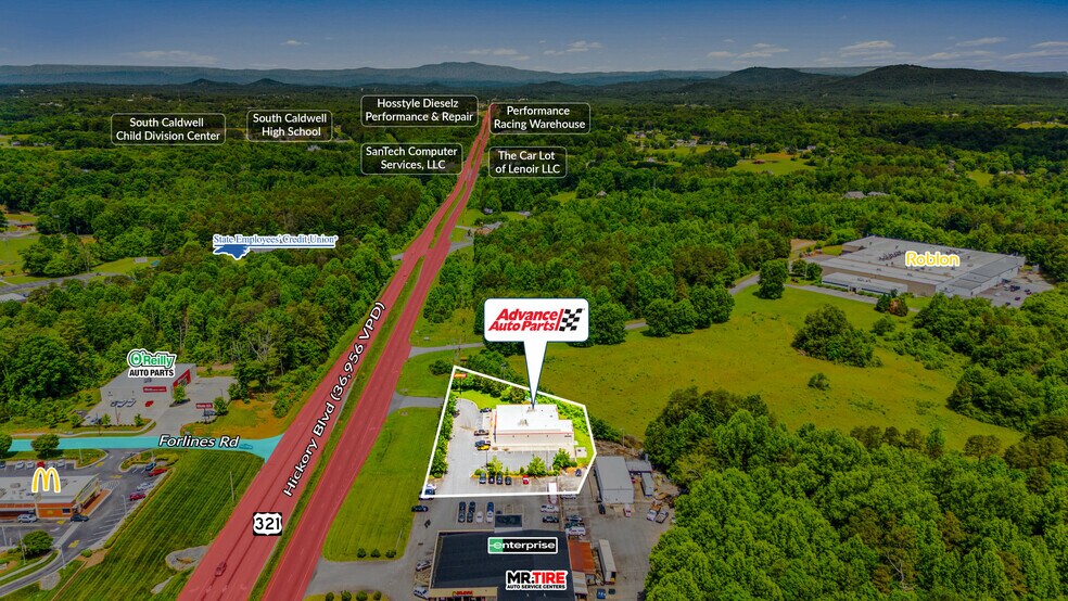 3918 Hickory Blvd, Granite Falls, NC à vendre - Photo de l’immeuble – Image 2 sur 5