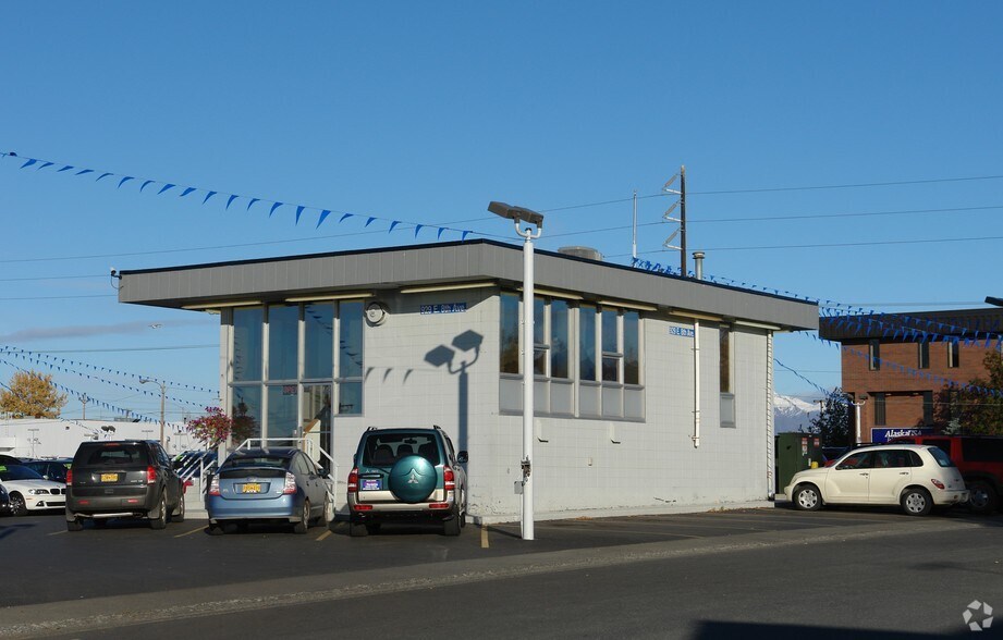 929 E 8th Ave, Anchorage, AK à vendre - Photo de l’immeuble – Image 2 sur 2