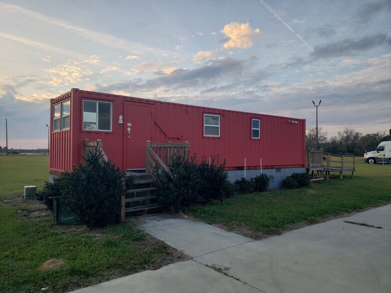 750 W Lytell St, Metter, GA à louer - Photo de l’immeuble – Image 2 sur 9