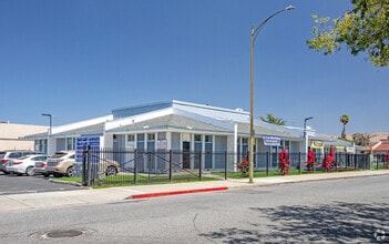 1661 Burdette Dr, San Jose, CA à louer Photo de l’immeuble– Image 1 sur 1