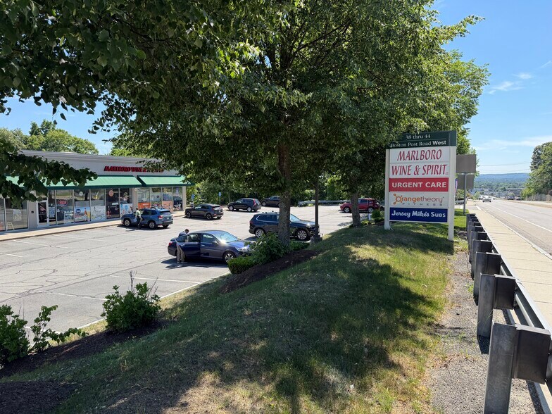 42-44 W Boston Post Rd, Marlborough, MA à louer - Photo de l’immeuble – Image 3 sur 7