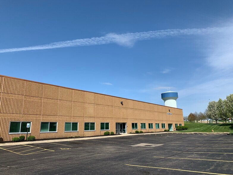 2473-2485 Belvo Rd, Miamisburg, OH à louer - Photo de l’immeuble – Image 3 sur 6