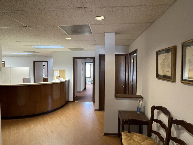 1128 State Route 31, Lebanon, NJ à louer - Photo intérieure – Image 3 sur 24