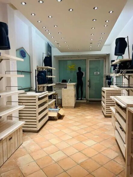 Local commercial dans La Baule-Escoublac à louer - Photo intérieure – Image 3 sur 6